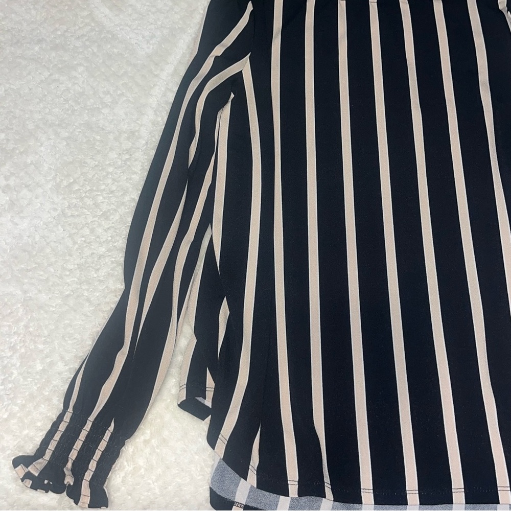 Adrianna Papell Womens Blouse Long Sleeves Stripes Office Work Top Size Large - Picture 4 of 7